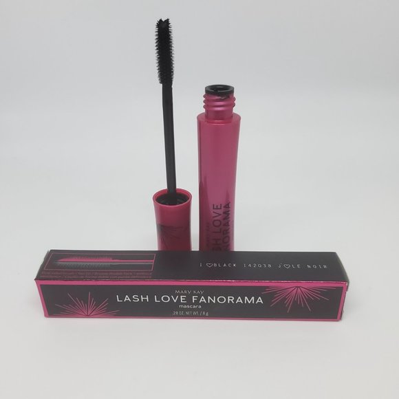 Lash Love Fanorama™ Mascara - Black - Picture 4 of 9